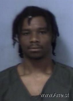 Laquangelo Davonterik Brown Mugshot