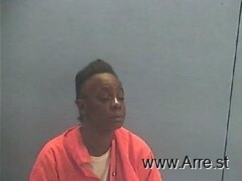 Latara  Barnes Mugshot