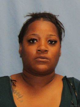 Latoya Treniece Robinson Mugshot