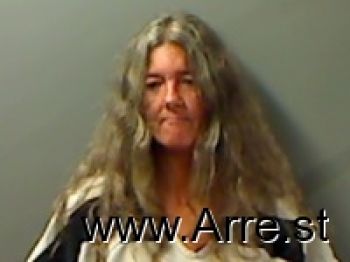 Linda Marie Evans Mugshot