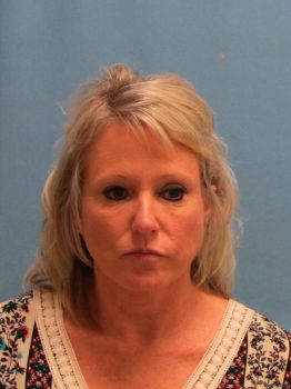 Lisa  Elliot Mugshot