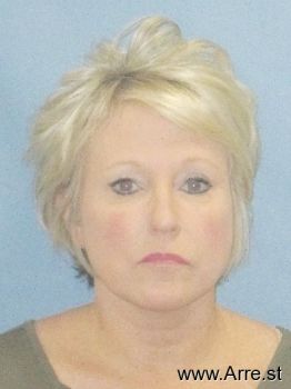 Lisa  Elliott Mugshot