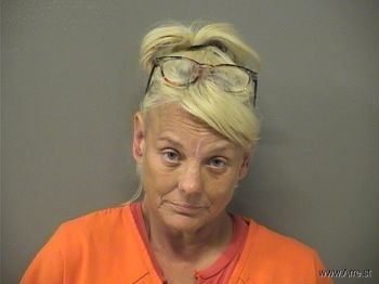 Lisa  Whitedboisdrenghien Mugshot