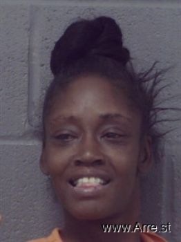 Monique Chantaqu Thomas Mugshot