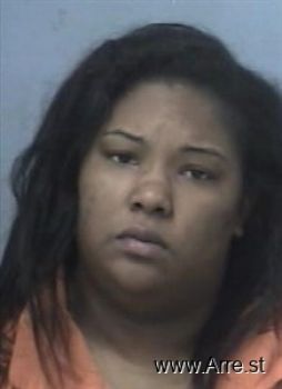 Naquinta Denise Irvin Mugshot