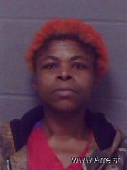 Niesha Nicole Mathews Mugshot