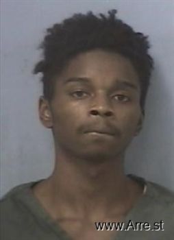 Rayterius Trevon Howard Mugshot