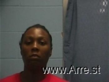 Shalaskia Janai Daniels Mugshot