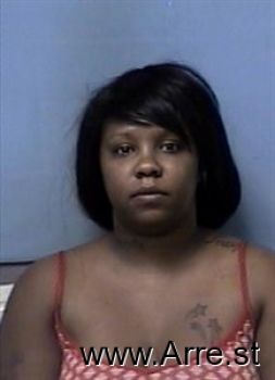 Shuronda Marie Holmes Mugshot