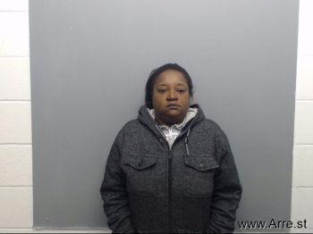 Synicia L Madison Mugshot