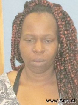 Yolanda E Tucker Mugshot