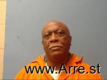 Larry Darnell Carr Mugshot