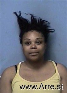 Angela Mclaurin Arrest Mugshot