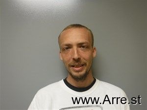 Derek Compton Arrest Mugshot