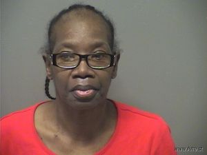 Lisa Braxton Arrest Mugshot