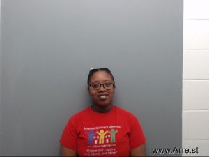 Victoria Dade  Arrest Mugshot