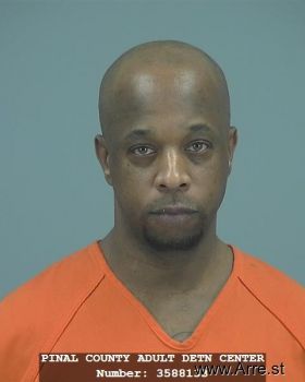 Dionn  Cooper Mugshot