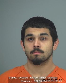 Lorenzo  Flores Mugshot