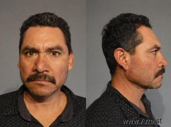 Oliverio  Bernal-olais Mugshot