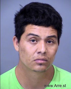 Roberto  Rodriguez-flores Mugshot