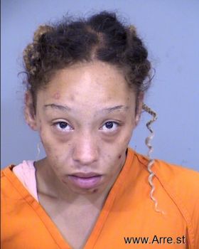 Shawnamarie Ariel Roberts Mugshot