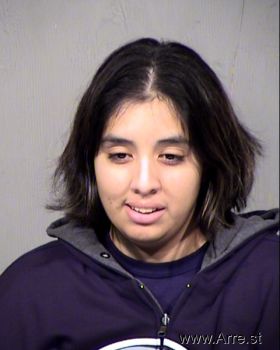 Yesenia Marie Flores Mugshot