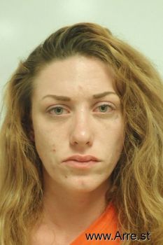 Holly Robyn Hoelbl Mugshot