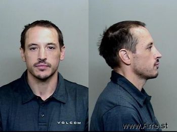 Justin Languez Thornbill Mugshot