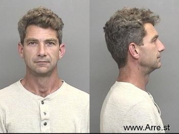 Robert Lichen Mattos Mugshot