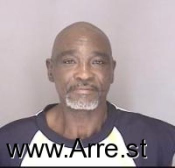 Willie B Logan Mugshot