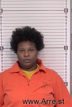 Adrianna L Young-anderson Mugshot