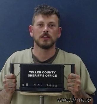 Travis Michael Salem Mugshot