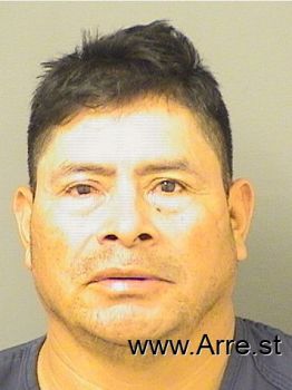 Andres  Saleslopez Mugshot