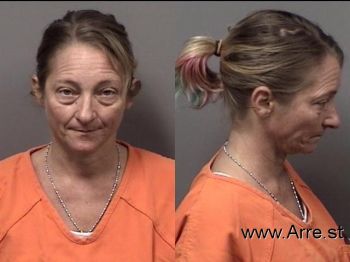 Angela Marie Mathews Mugshot