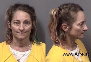 Angela Marie Mathews Mugshot