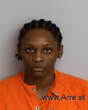 Aaliyah Lugina Lee Mugshot