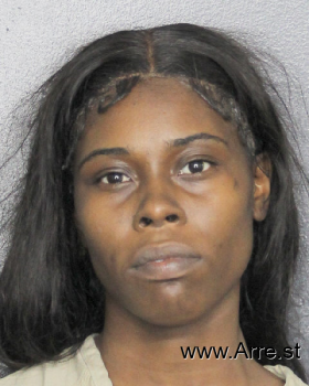 Alexis Alize Daniels Mugshot