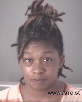 Alexis Triniece Foster Mugshot