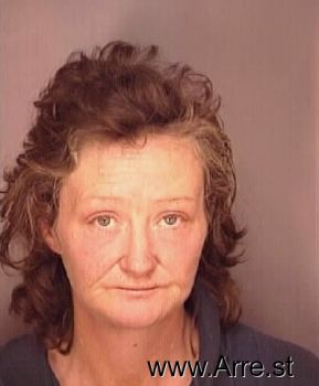 Amanda E Arnold Mugshot