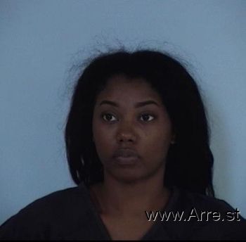 Amber Nakia Jones Mugshot