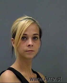 Amy Wyvonne Tomlinson Mugshot