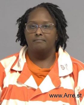 Angel Yvette Mills Mugshot