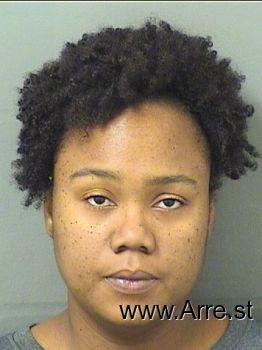 Antonette J Washington Mugshot