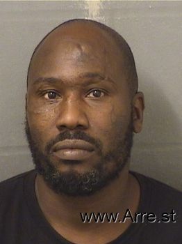 Bernard Dangelo Roberson Mugshot