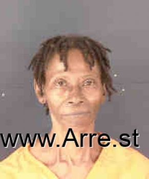 Carla Larayette Mills Burns Mugshot