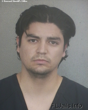 Carlos R Diaz Mugshot