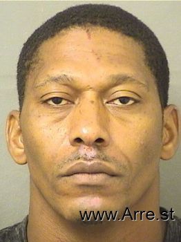 Corey Revale Holmes Mugshot