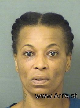 Crystal Michelie Russell Mugshot