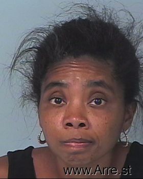 Calandra Evette Brown Mugshot