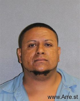 Carlos  Aragon Mugshot